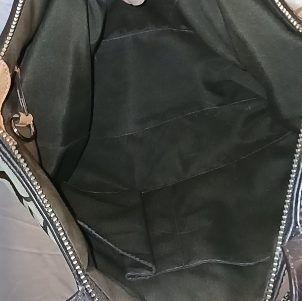 Coach purse - Picture 3 of 3